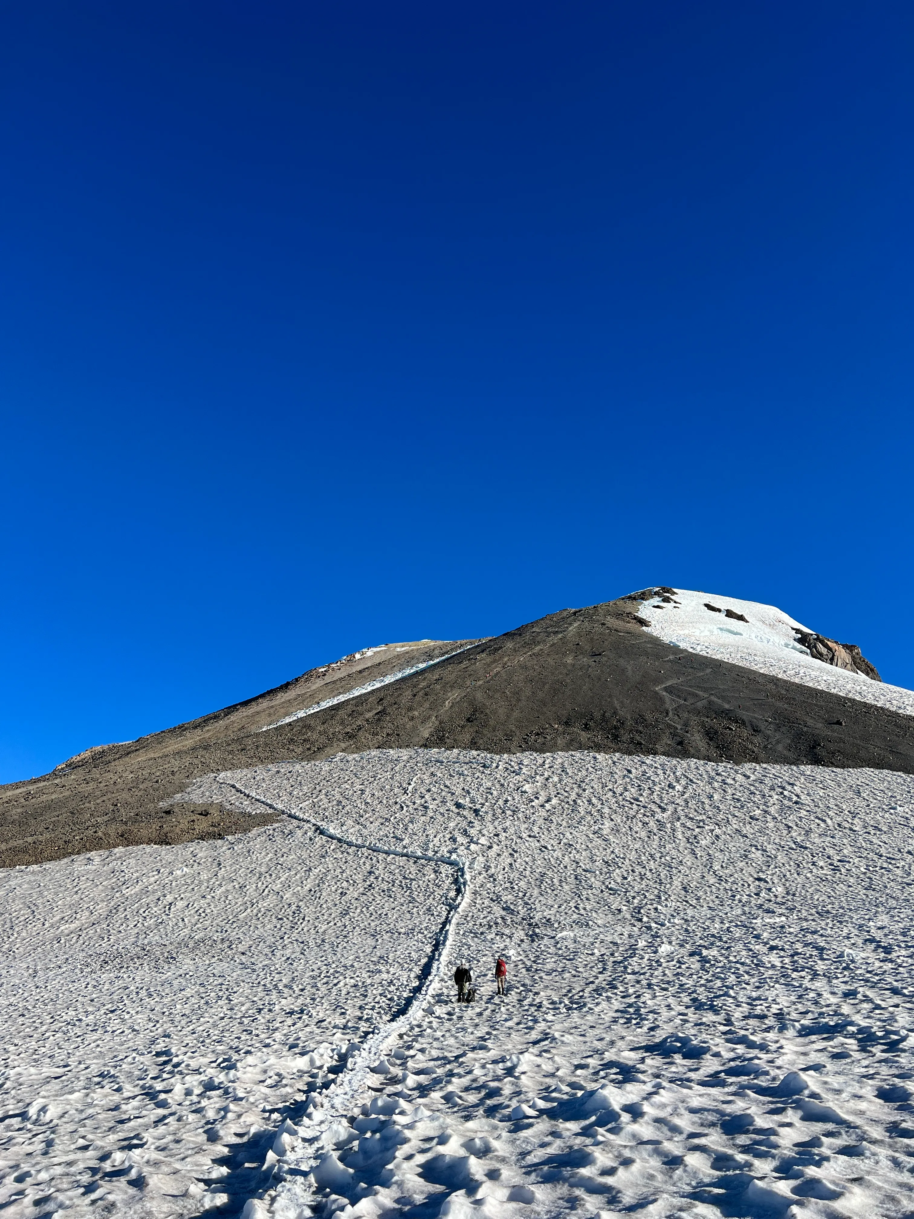 The frozen boot path and the easy final push through the scree