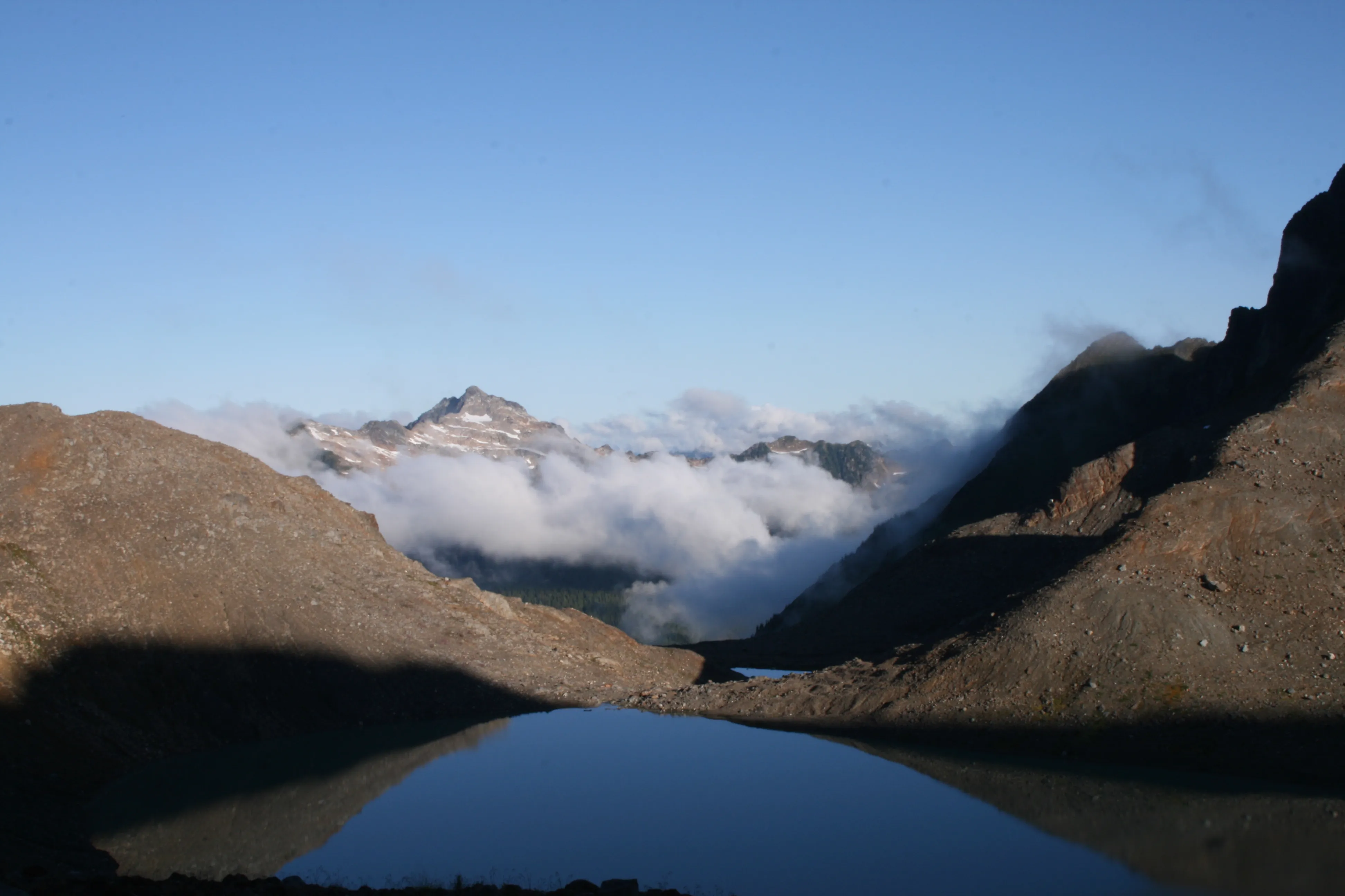 The clouds finally cleared out, revealing the terrain we had been fogged into