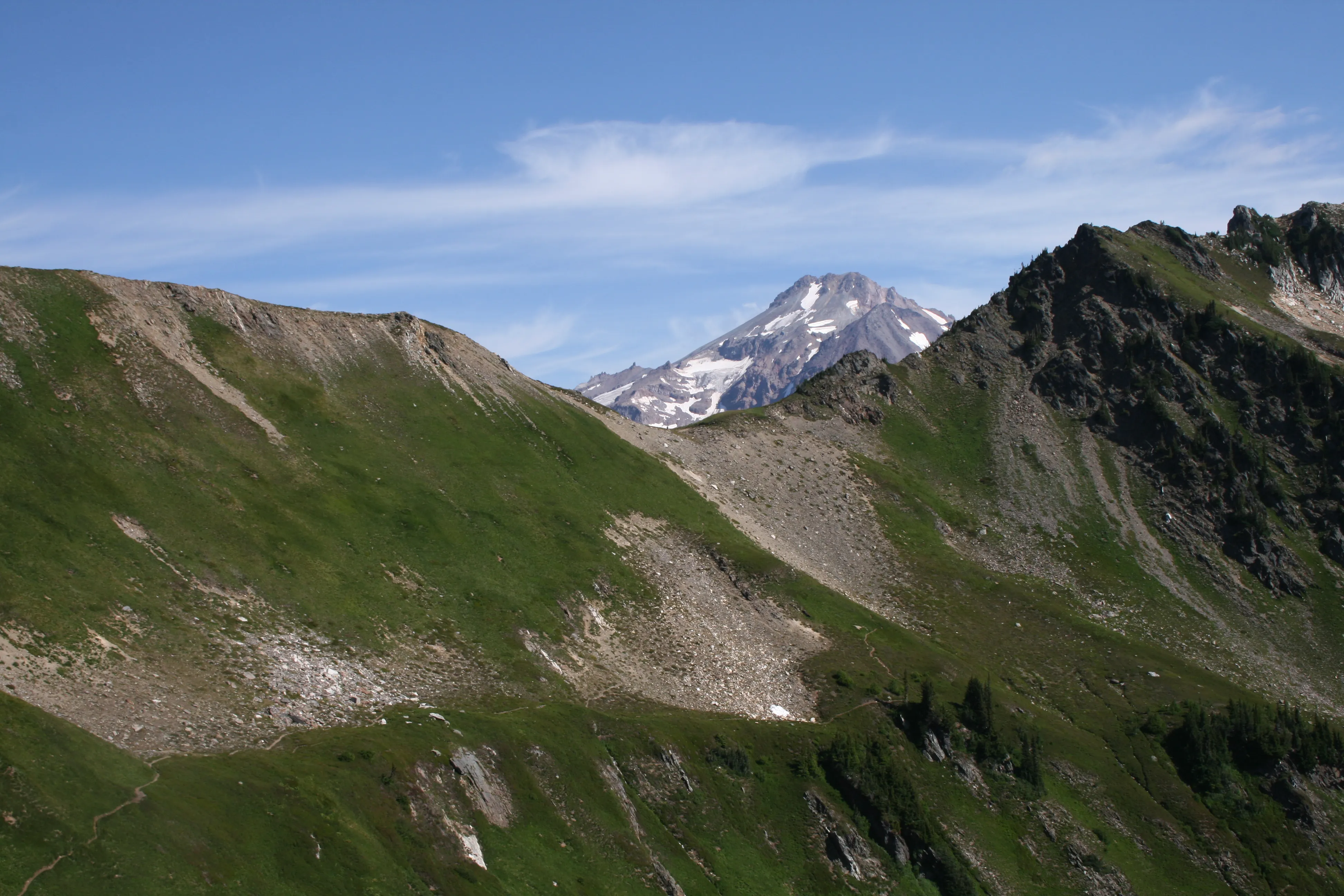 Glacier Peak in the clear above the clouds, up close now