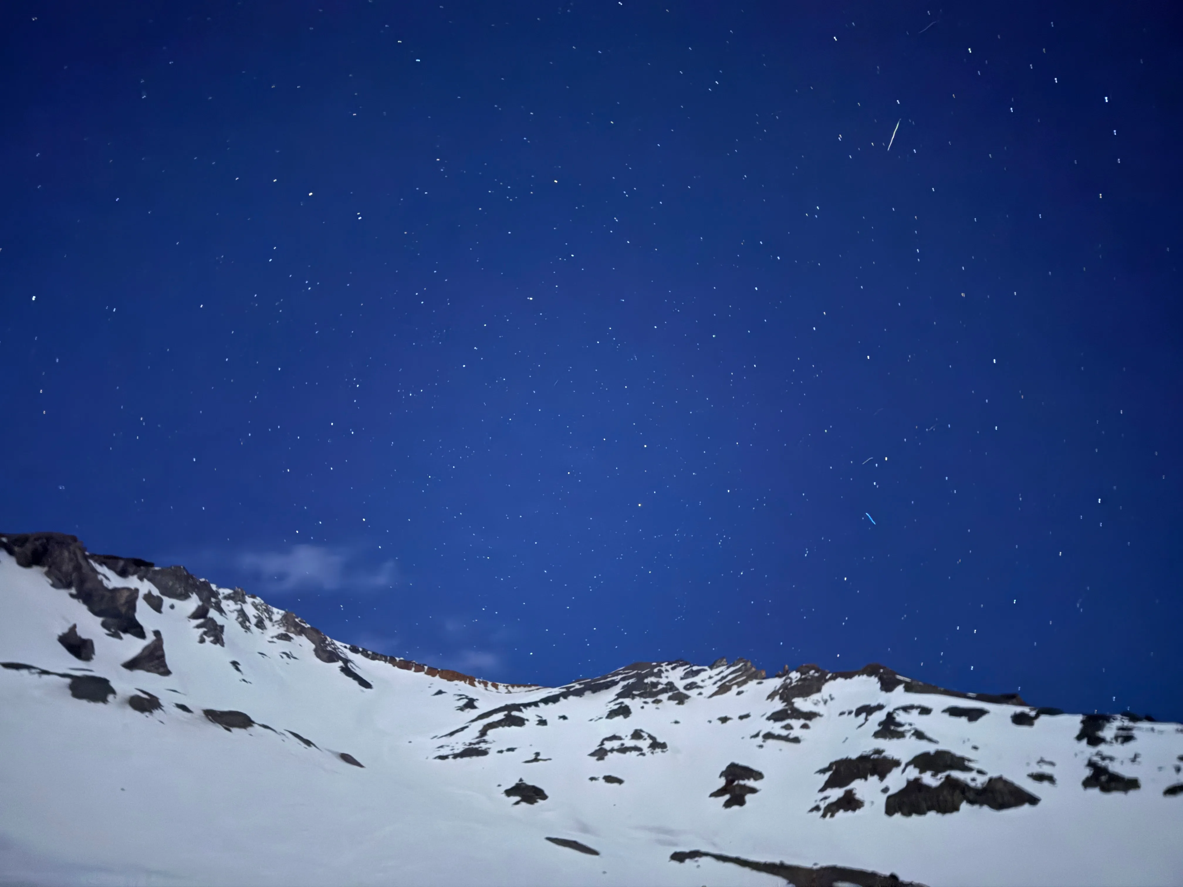Starry skies before the alpine start