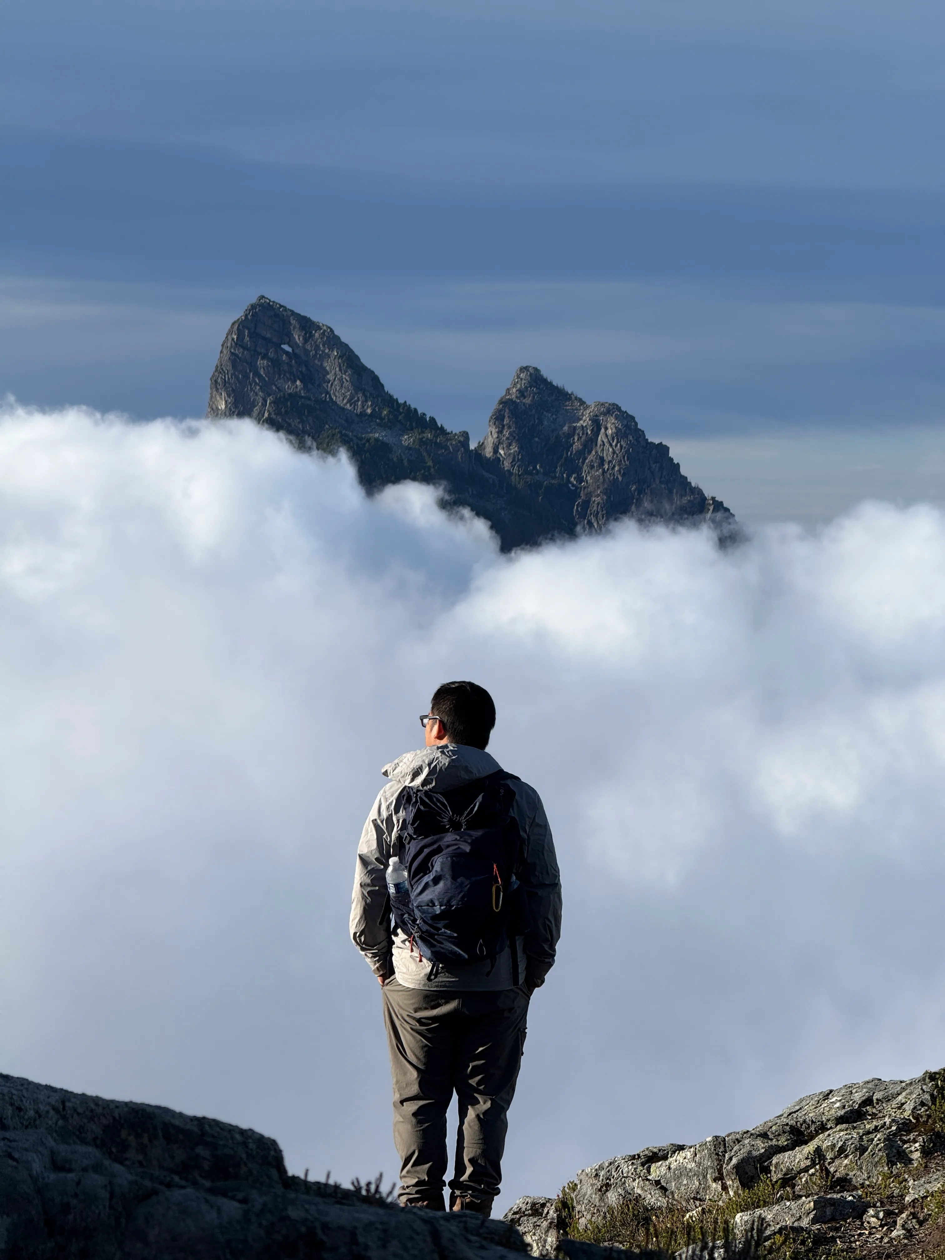 Tony starting the descent back down into the cloud inversion